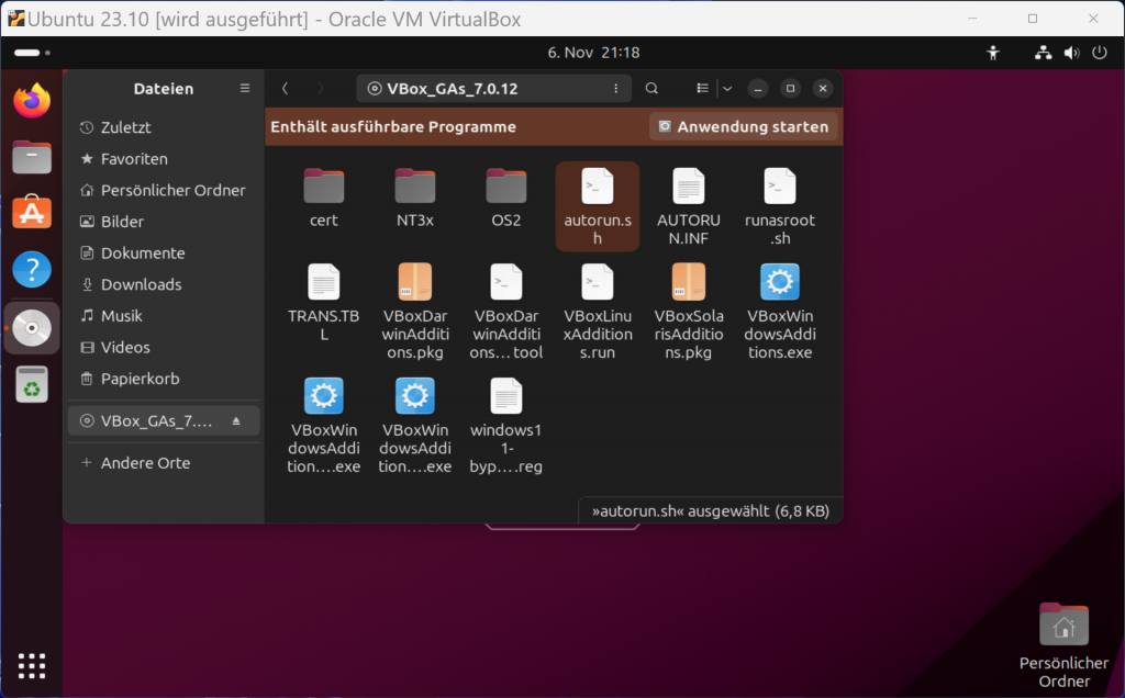 Der Ubuntu Dateimanager Nemo mit den Dateien der Gasterweiterungen. "autorun.sh" ist ausgewählt. Über den Ordnern im Hauptfenster der Schriftzug "Enthält ausführbare Programme", daneben die Schaltfläche "Anwendung starten".